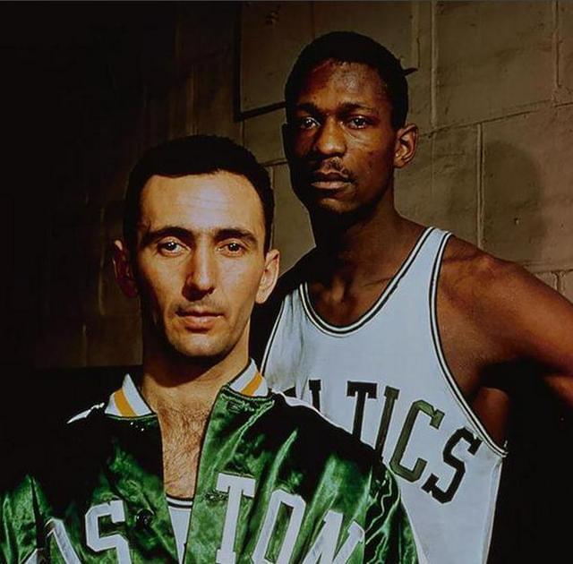 场上都发挥 场上都发挥